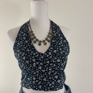 Size small American eagle tie around the neck crop top